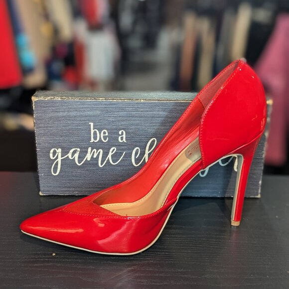 Red Patent Pump sz. 10 - Picture 2 of 4
